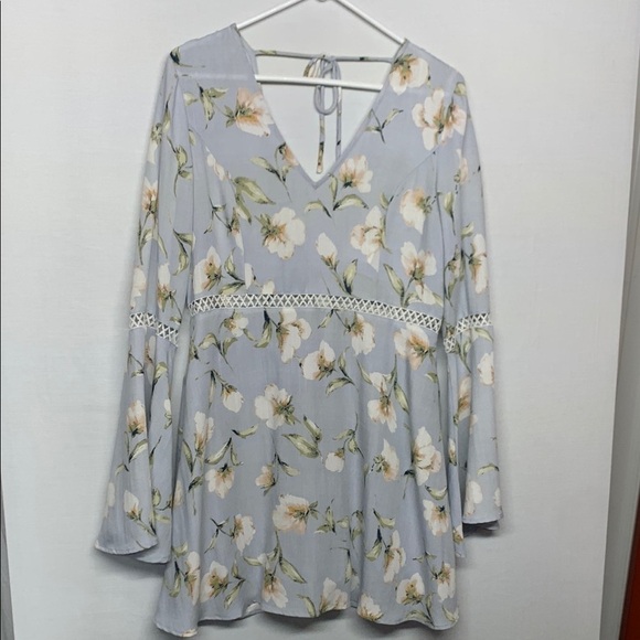 Promesa Dresses & Skirts - Promesa Floral Print Dress